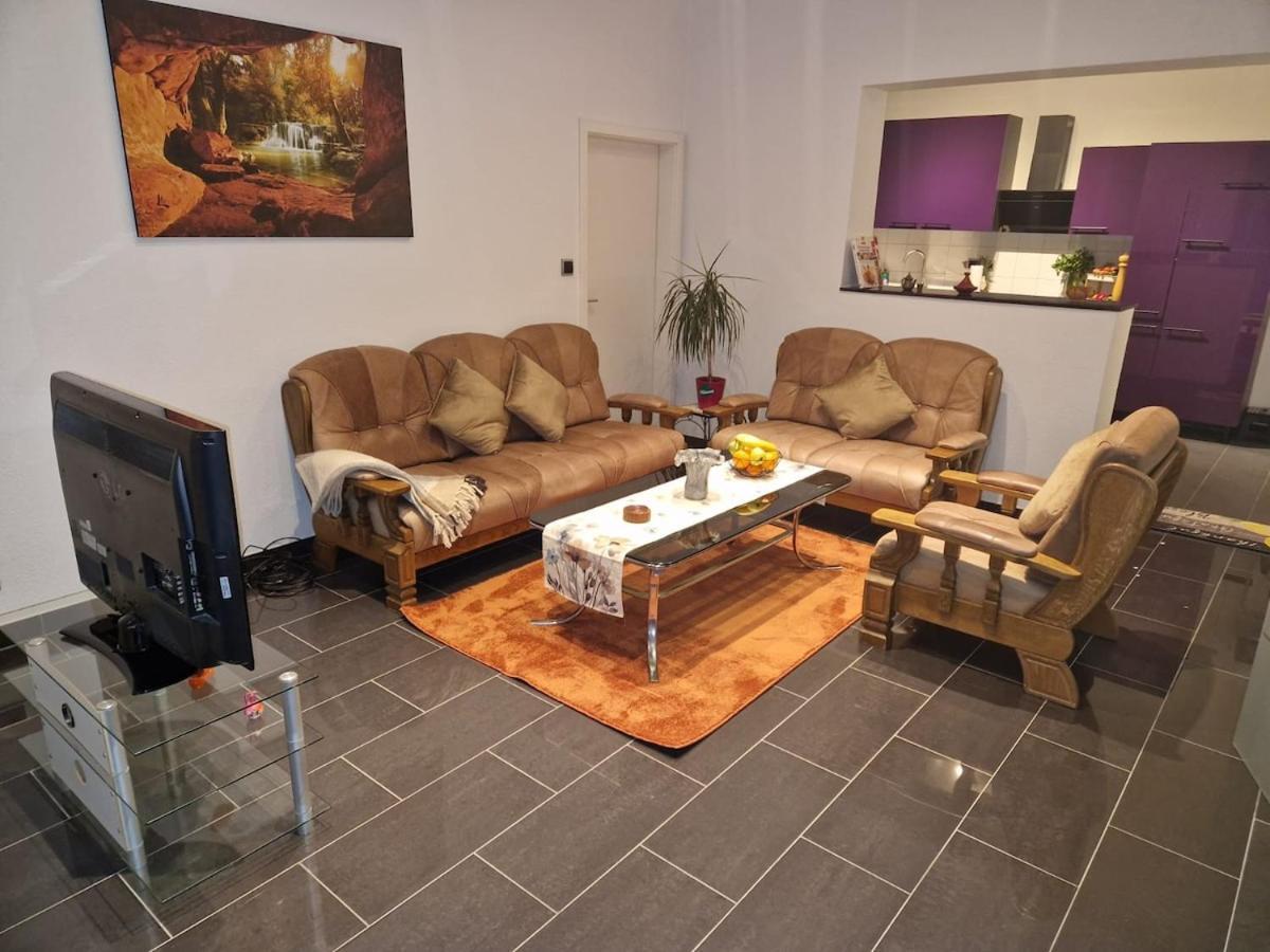 Zentrales City-apartment Mit Garage Und Arbeitsplatz Geeignet Fuer Business Und Familie