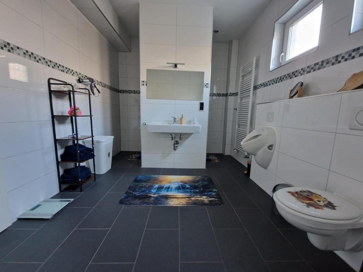 Apartment Zentrales City-apartment Mit Garage Und Arbeitsplatz Geeignet Fuer Business Und Familie *