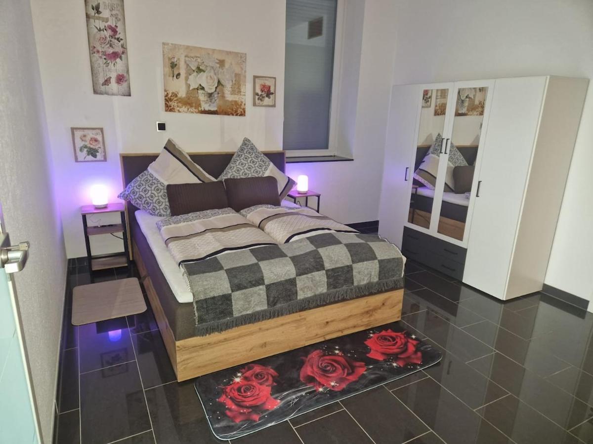 Apartment Zentrales City-apartment Mit Garage Und Arbeitsplatz Geeignet Fuer Business Und Familie *