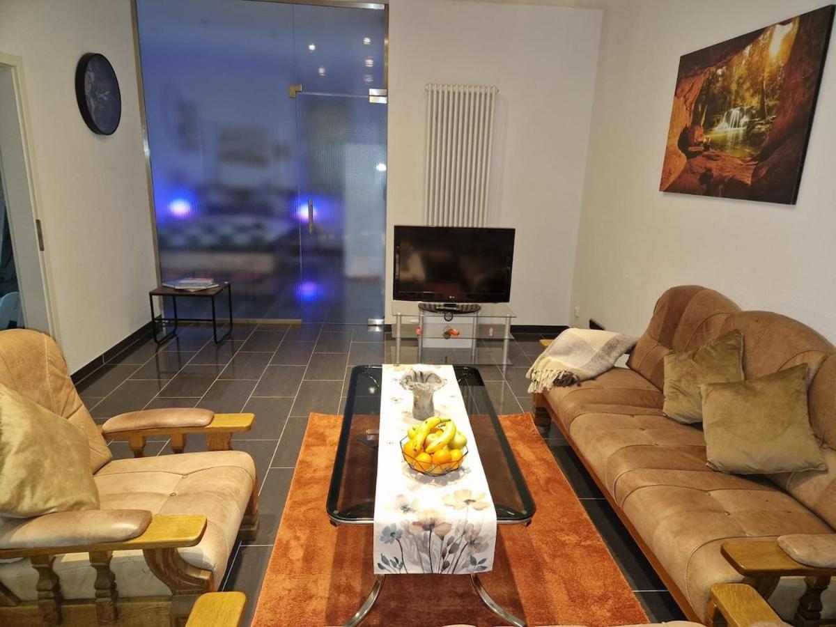 Apartment Zentrales City-apartment Mit Garage Und Arbeitsplatz Geeignet Fuer Business Und Familie *