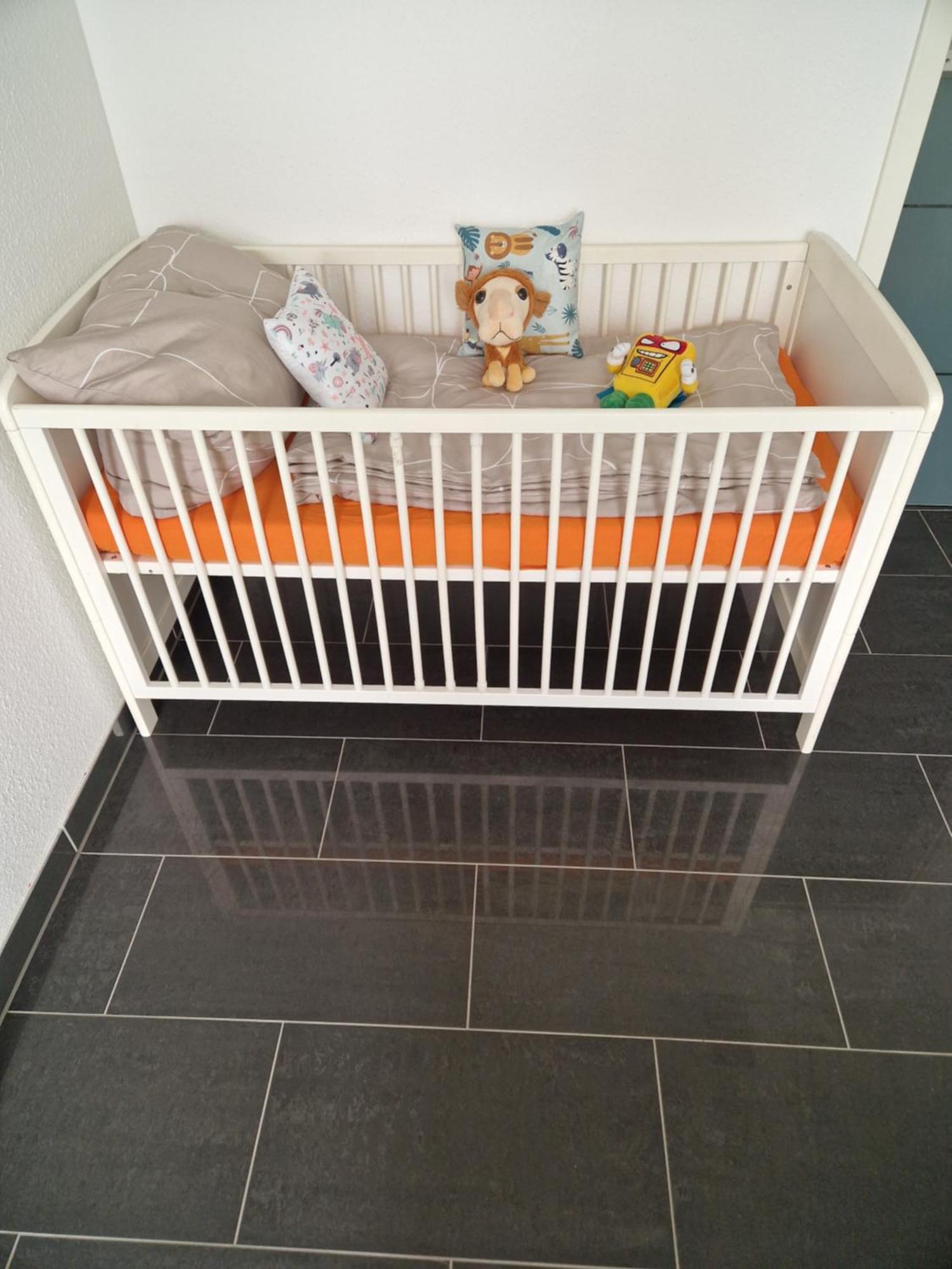 Apartment Zentrales City-apartment Mit Garage Und Arbeitsplatz Geeignet Fuer Business Und Familie Duisburg